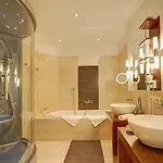 Hotel Schneeberghof 4*